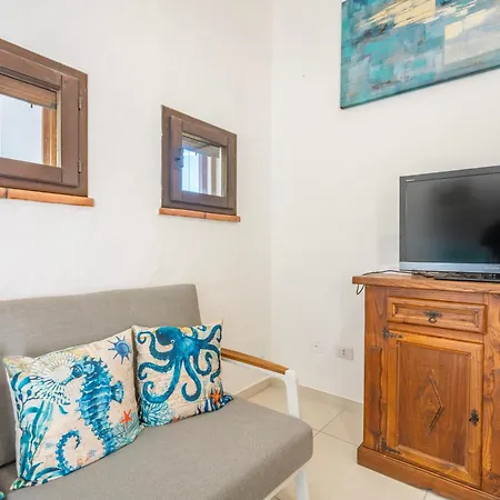 A Geremeas A Due Passi Dalla Spiaggia Villa